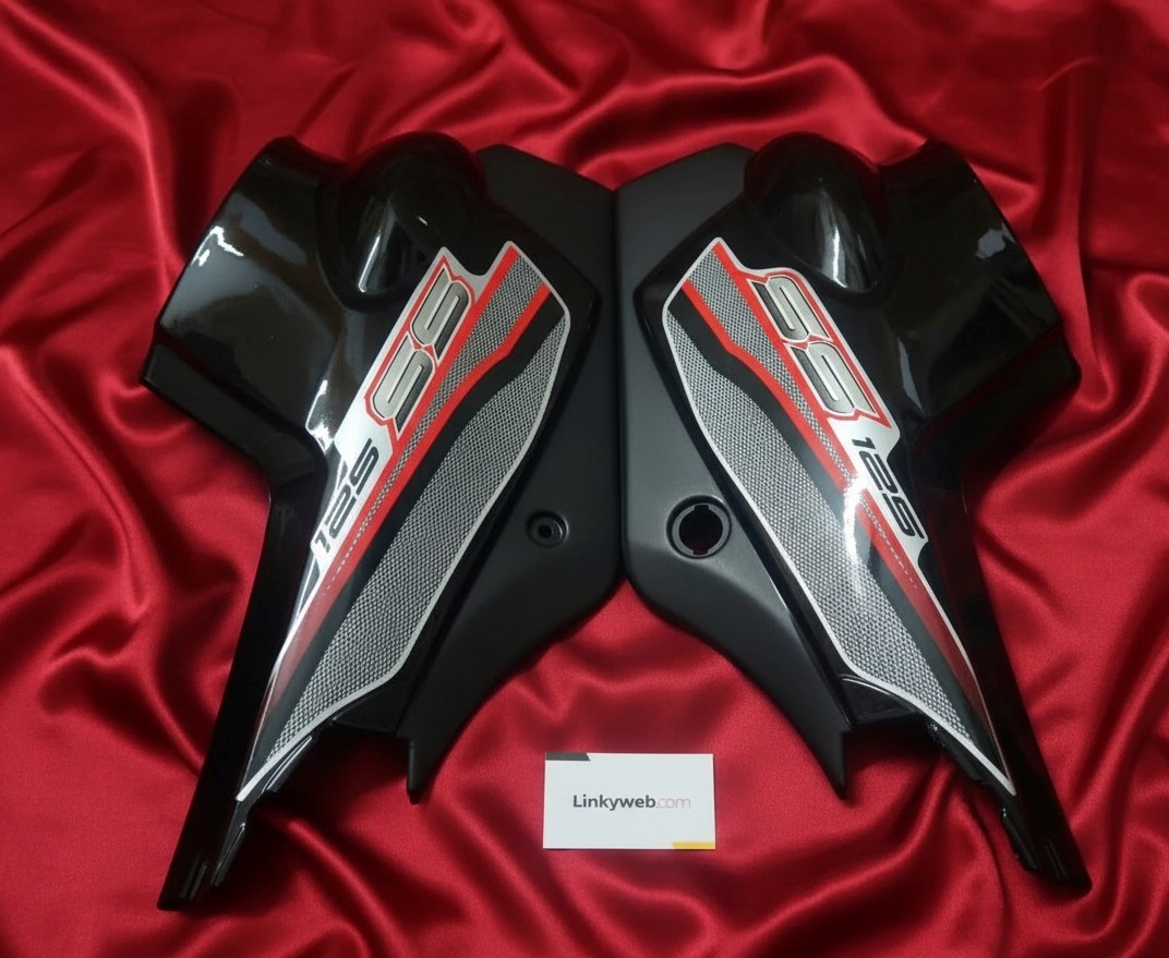 Yamaha Gladiator Side Panel