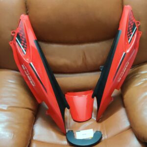 Hero Glamour Tail Panel Red
