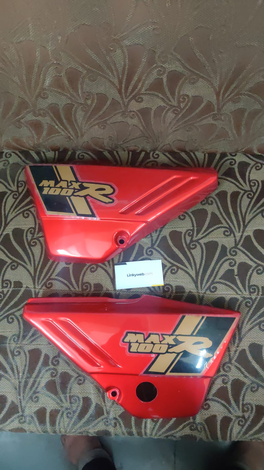 Suzuki Max 100 R Side Panel Red