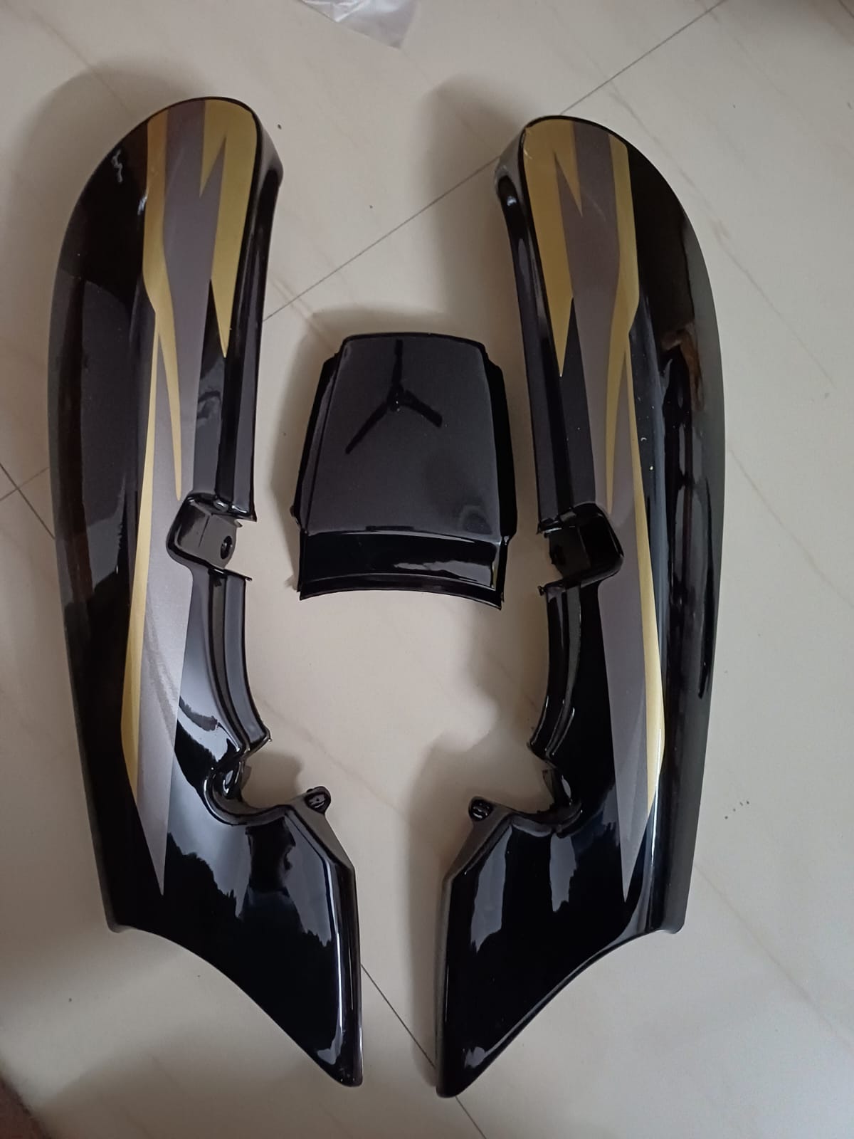 TVS Victor GLX Tail Panel Black