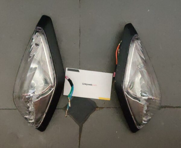 WhatsApp-Image-2022-05-27-at-10.42.32-AM-1.jpeg Hero Cbz Xtreme T2 Indicators White