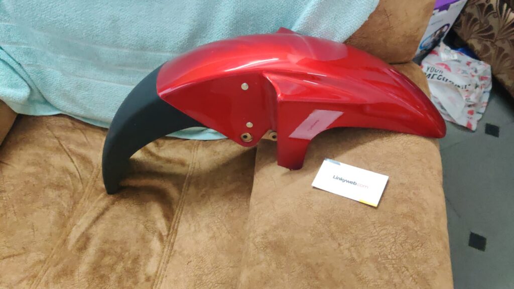 Yamaha Alba front mudguard red made from durable fiber material