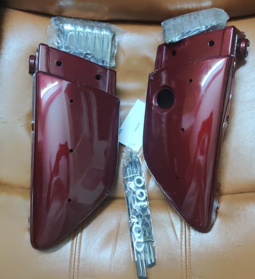 Yamaha RX 100 Side Panel Red