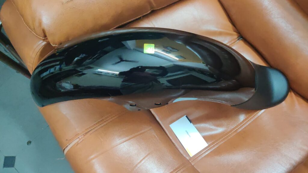 Black bajaj avenger front mudguard made of durable fiber material