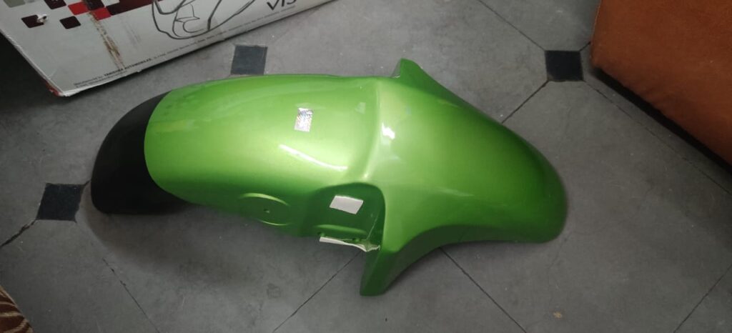 Parrot green hero hf deluxe eco front mudguard made of durable fiber