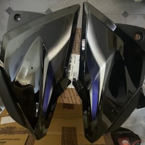 Hero Splendor Pro Side Panel in Black and Blue with Matching Stickers