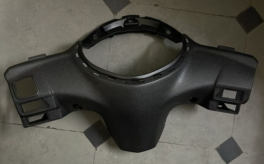 Yamaha Fascino Meter RR Cover displayed clearly for scooter protection