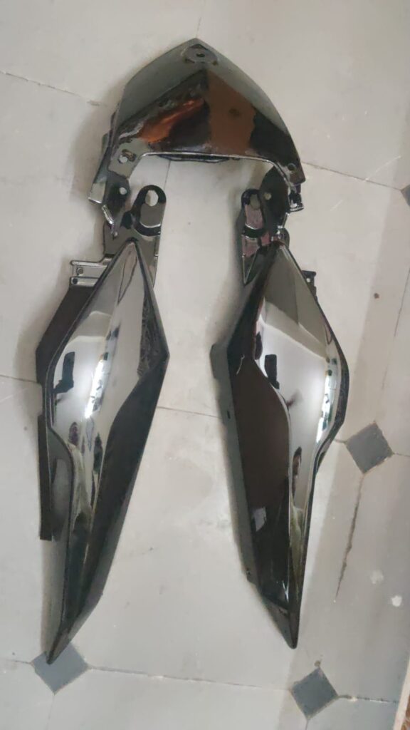 Yamaha FZ V1 black tail panel made from high-grade fiber material