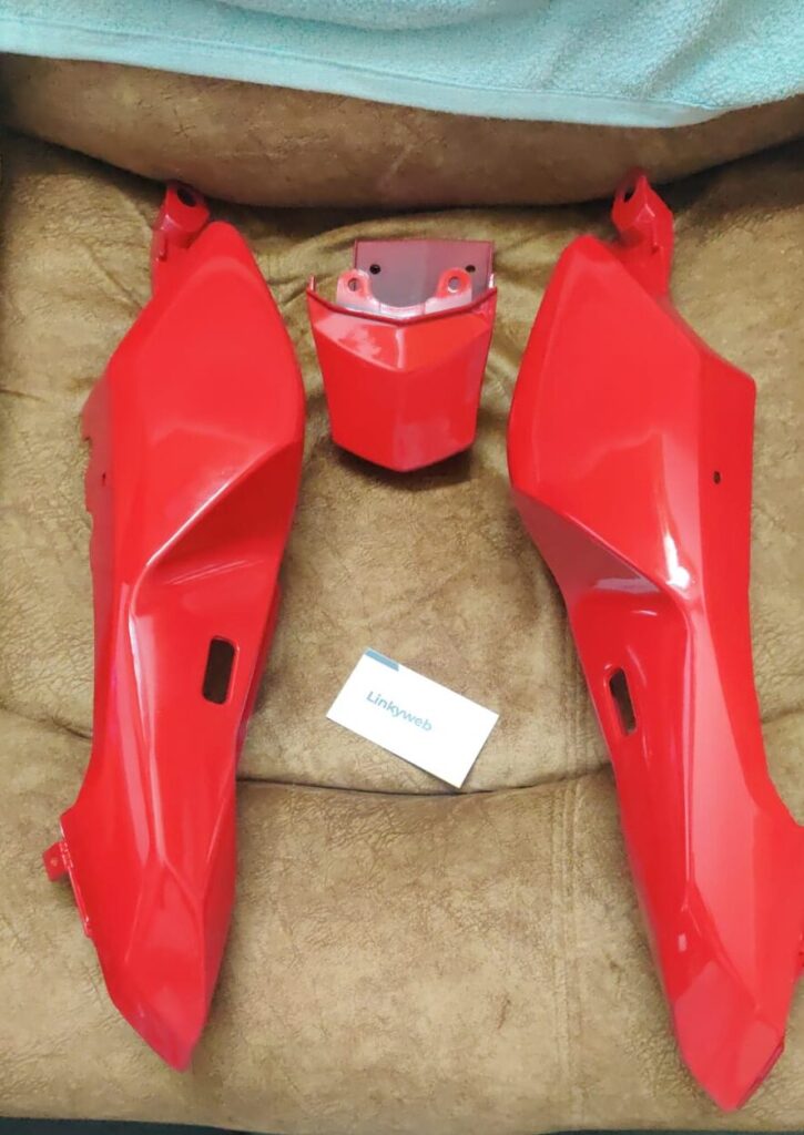 Yamaha FZ V1 tail panel red color fiber rear fairing for motorcycle