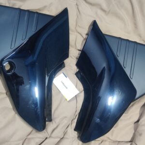 Yamaha Libero side panel black pair with pre-fitted stickers