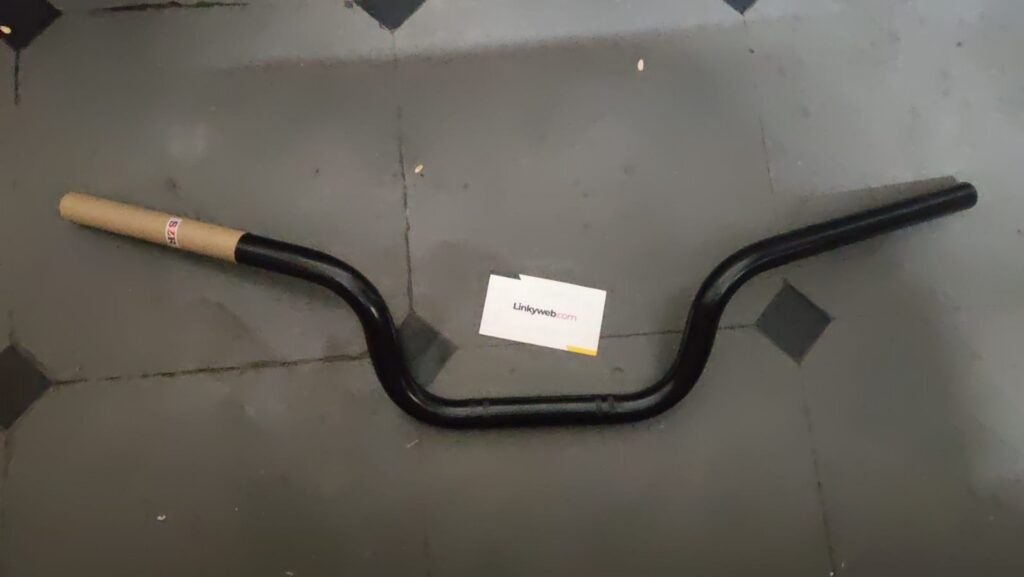 Yamaha SZR handle bar aftermarket steering part in box packaging
