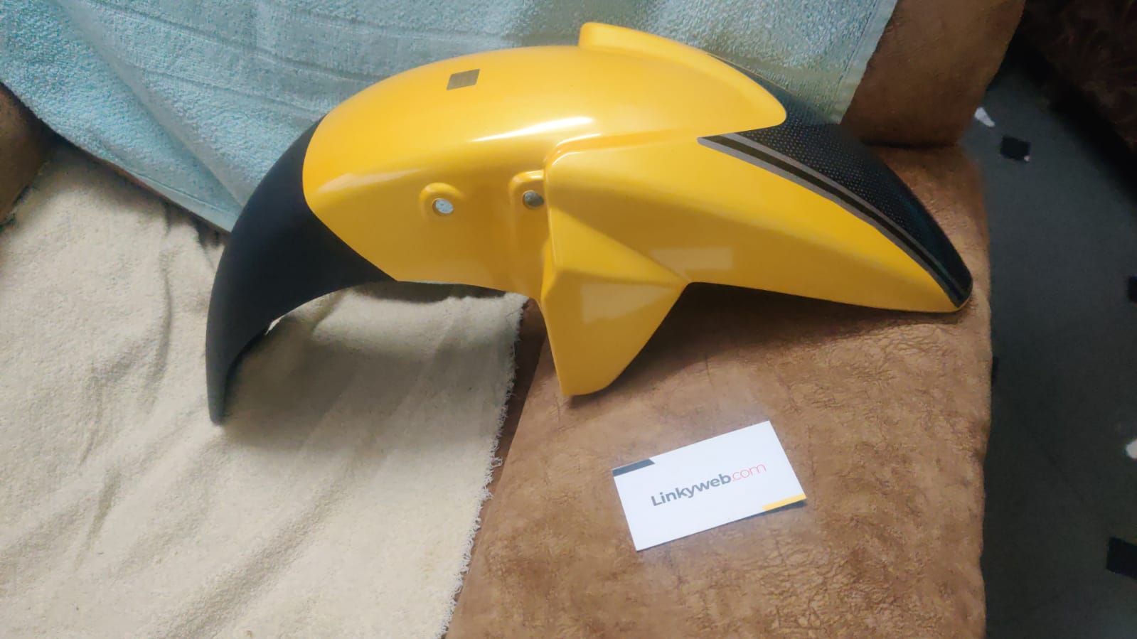 TVS Apache RTR Mudguard Yellow