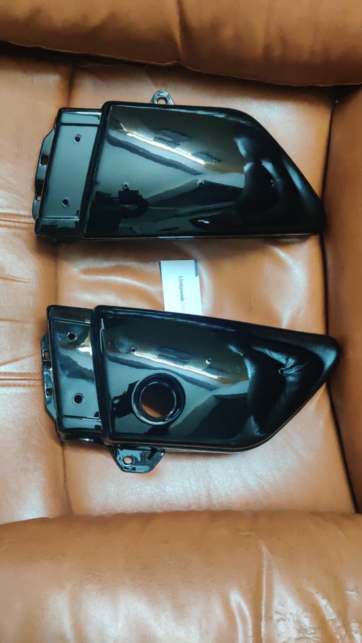 Yamaha RX 100 Side Panel Black